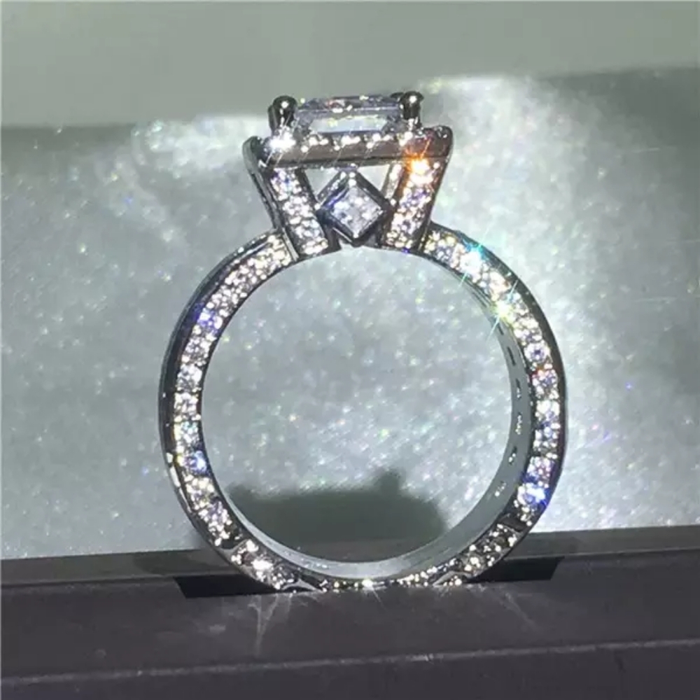 New 925 Silver Luxury Diamond Wedding Ring - Picture 4 of 6